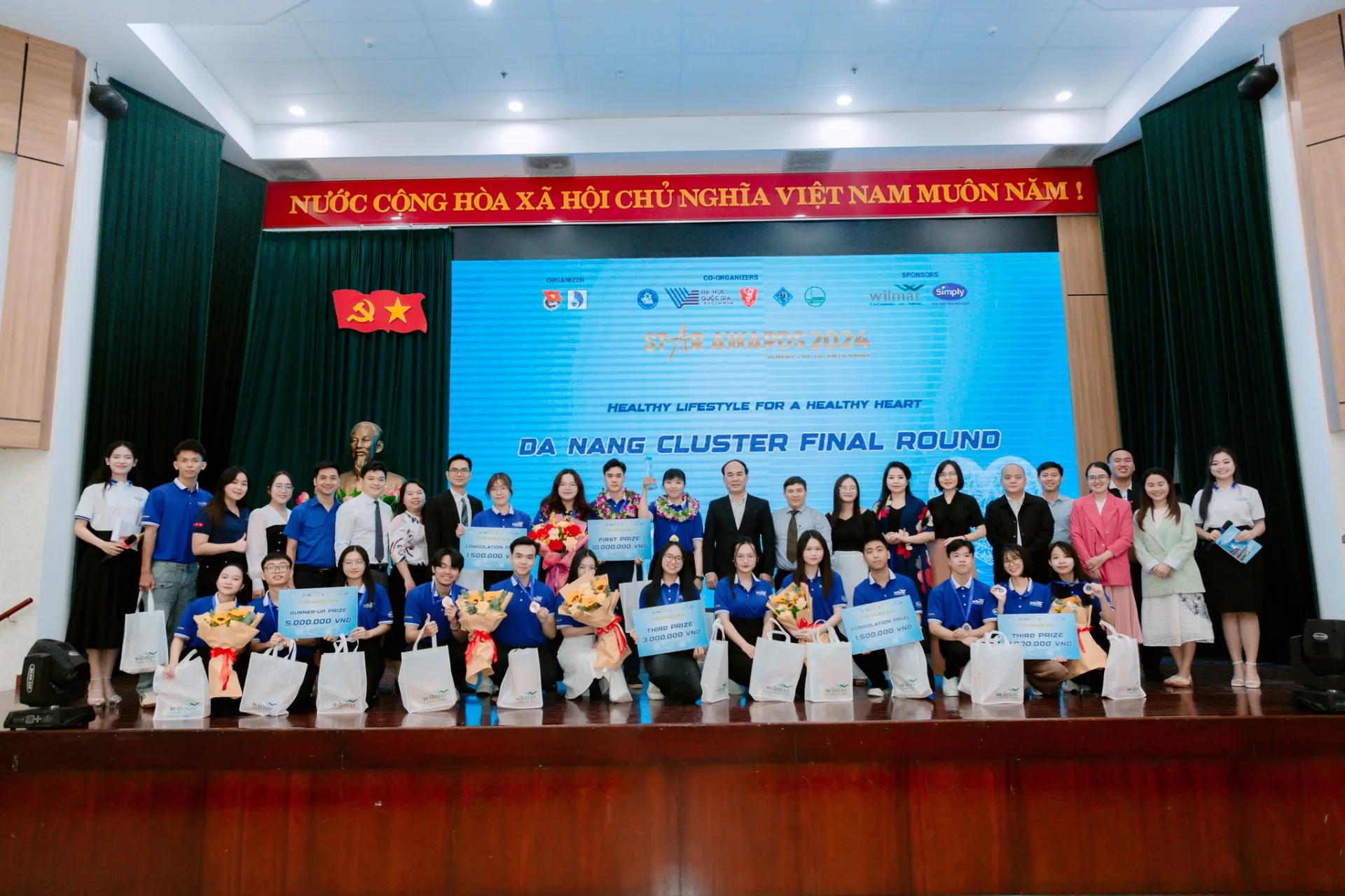 Chung kết cụm Đà Nẵng trên sân khấu trường đăng cai